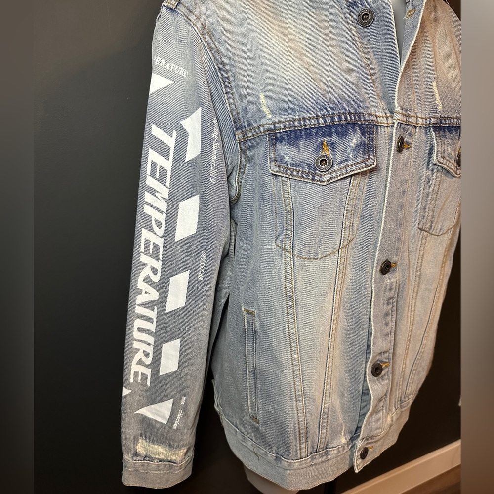 Off-White Temperature Oversized Jacket - image 5